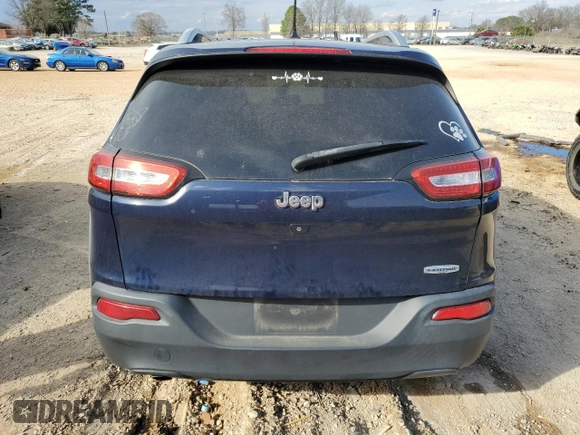 2015 Jeep Cherokee Latitude with VIN 1C4PJLCBXFW700186, listed as a Copart auction lot 49210955 with 160,087 mi miles and Salvage Title. Bid and sale history available at DreamBid. Image 6.