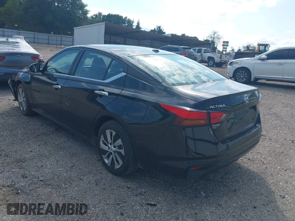 2020 Nissan Altima 2.5 S with VIN 1N4BL4BV4LC242265, listed as a IAAI auction lot 40421547 with 113,010 mi miles. Bid and sale history available at carsss.com. Image 3.