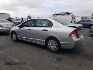 2010 Honda Civic z VIN 19XFA1E39AE028789, wystawiony jako Copart lot #71501844 z przebiegiem 136 429 mil mil oraz Szkoda całkowita • Salvage title. Historia ofert i sprzedaży dostępna na DreamBid. Obrazek 2.