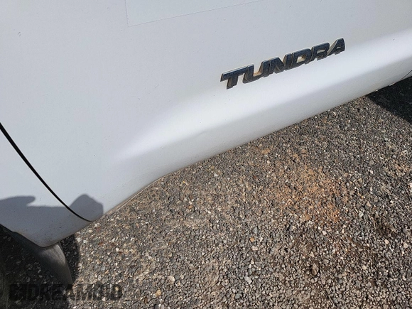 2011 Toyota Tundra with VIN 5TFUY5F1XBX198815, listed as a IAAI auction lot 42571444 with 281,114 mi miles and . Bid and sale history available at DreamBid. Image 22.
