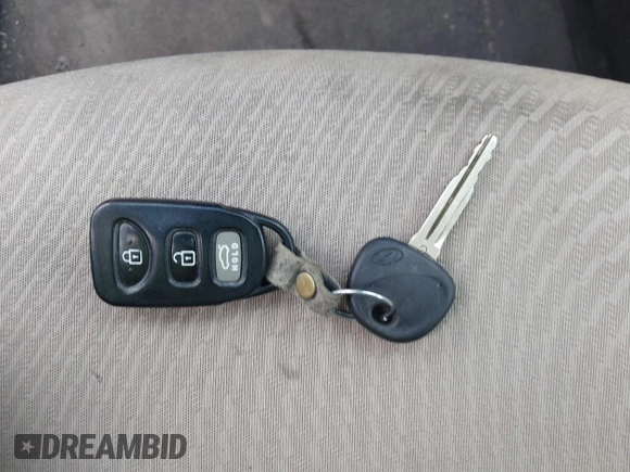 2015 Hyundai Elantra SE with VIN 5NPDH4AE0FH561046, listed as a IAAI auction lot 42196128 with 106,200 mi miles and . Bid and sale history available at DreamBid. Image 11.