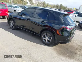 2024 Honda HR-V EX-L z VIN 3CZRZ1H7XRM736789, wystawiony jako IAAI lot #41934334 z przebiegiem 26 084 mil mil oraz . Historia ofert i sprzedaży dostępna na DreamBid. Obrazek 3.