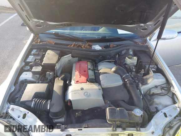 2001 Mercedes-Benz SLK 230 Kompressor с VIN WDBKK49F71F187400, выставлен на аукционе IAAI как лот 41234092 с пробегом 168 219 миль миль и . История ставок и продаж доступна на DreamBid. Изображение 10.