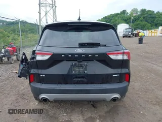 2020 Ford Escape SE z VIN 1FMCU9G69LUB29301, wystawiony jako IAAI lot #42382811 z przebiegiem 55 197 mil mil oraz . Historia ofert i sprzedaży dostępna na DreamBid. Obrazek 17.