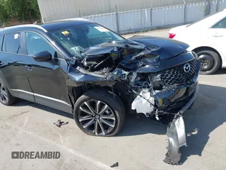 2023 Mazda CX-50 Meridian Edition z VIN 7MMVABXY1PN149136, wystawiony jako IAAI lot #42587764 z przebiegiem 4 748 mil mil oraz . Historia ofert i sprzedaży dostępna na DreamBid. Obrazek 22.