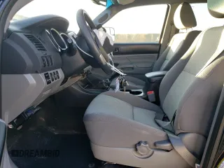 2013 Toyota Tacoma with VIN 5TFLU4EN6DX070936, listed as a Copart auction lot 53331625 with 155,621 mi miles and Salvage Title. Bid and sale history available at DreamBid. Image 7.