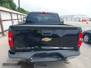 2007 Chevrolet Silverado 1500 LT w/1LT with VIN 2GCEC13C471510651, listed as a IAAI auction lot 42013351 with 144,185 mi miles. Bid and sale history available at carsss.com. Image 6.