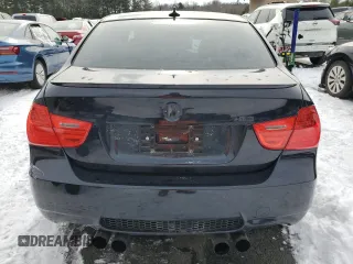 2011 BMW M3 z VIN WBSPM9C52BE698706, wystawiony jako Copart lot #44998075 z przebiegiem 125 818 mil mil oraz Szkoda całkowita • Salvage title. Historia ofert i sprzedaży dostępna na DreamBid. Obrazek 6.