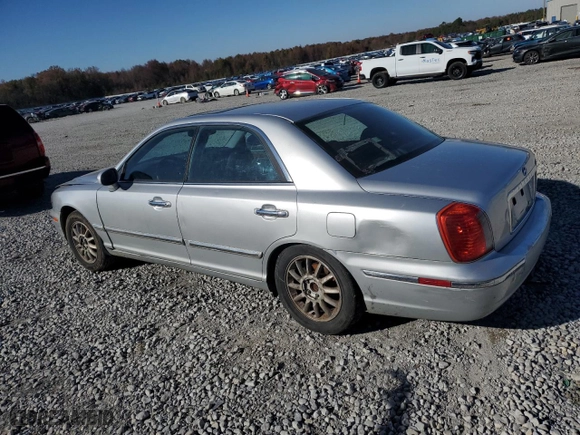 2004 Hyundai XG350 with VIN KMHFU45E84A328515, listed as a Copart auction lot 83779484 with 171,413 mi miles and Clean Title. Bid and sale history available at carsss.com. Image 2.