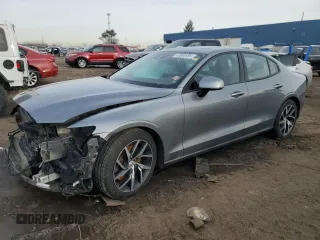 2020 Volvo S60 Momentum with VIN 7JRA22TK4LG045608, listed as a Copart auction lot 43968895 with 0 mi miles and Non Repairable. Bid and sale history available at carsss.com. Image 1.