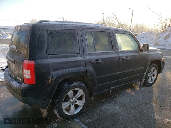 2014 Jeep Patriot Latitude with VIN 1C4NJPFB9ED531783, listed as a Copart auction lot 87758345 with 138,237 mi miles and Salvage Title. Bid and sale history available at carsss.com. Image 3.