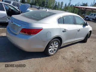 2010 Buick LaCrosse CX with VIN 1G4GB5EG7AF176775, listed as a IAAI auction lot 42122083 with 101,270 mi miles. Bid and sale history available at carsss.com. Image 4.