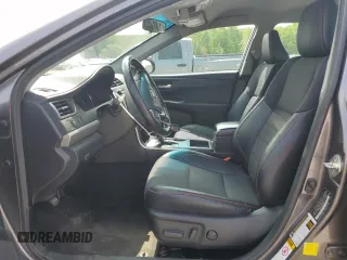 2017 Toyota Camry XLE z VIN 4T1BF1FK9HU779615, wystawiony jako Copart lot #59156995 z przebiegiem 99 756 mil mil oraz Szkoda całkowita • Salvage title. Historia ofert i sprzedaży dostępna na DreamBid. Obrazek 7.