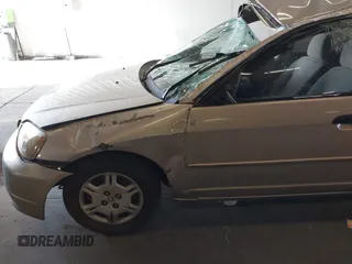 2001 Honda Civic LX z VIN 2HGES16571H556376, wystawiony jako IAAI lot #42203997 z przebiegiem 175 778 mil mil oraz . Historia ofert i sprzedaży dostępna na DreamBid. Obrazek 6.