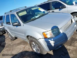2004 Ford Escape Limited with VIN 1FMCU041X4KA40919, listed as a IAAI auction lot 41571760 with 208,828 mi miles. Bid and sale history available at carsss.com. Image 1.