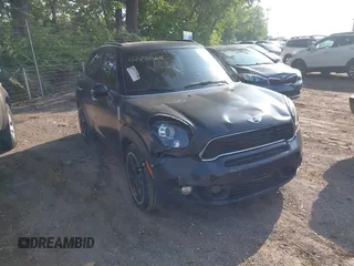 2014 MINI Countryman S with VIN WMWZC3C5XEWP27462, listed as a IAAI auction lot 42471068 with 113,198 mi miles and . Bid and sale history available at DreamBid. Image 1.