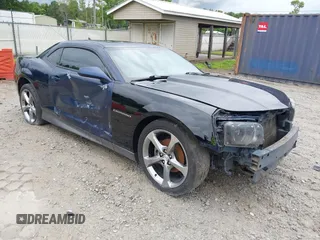 2011 Chevrolet Camaro 1LT z VIN 2G1FF1ED5B9108237, wystawiony jako IAAI lot #42437426 z przebiegiem 136 951 mil mil oraz . Historia ofert i sprzedaży dostępna na DreamBid. Obrazek 1.