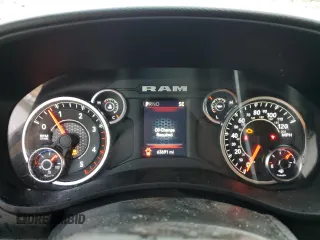 2022 Ram 2500 Big Horn z VIN 3C6UR5JL4NG156579, wystawiony jako Copart lot #52794635 z przebiegiem 63 691 mil mil oraz Szkoda całkowita • Salvage title. Historia ofert i sprzedaży dostępna na DreamBid. Obrazek 9.