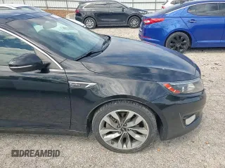 2014 Kia Optima SX Turbo z VIN 5XXGR4A67EG306326, wystawiony jako Copart lot #55883095 z przebiegiem 142 544 mil mil oraz Szkoda całkowita • Salvage title. Historia ofert i sprzedaży dostępna na DreamBid. Obrazek 14.