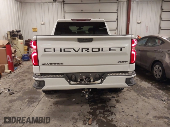2021 Chevrolet Silverado 1500 RST with VIN 1GCUYEET9MZ438981, listed as a IAAI auction lot 41585169 with 55,785 mi miles. Bid and sale history available at carsss.com. Image 17.