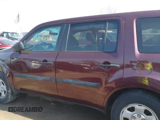 2014 Honda Pilot LX with VIN 5FNYF4H29EB031593, listed as a IAAI auction lot 41769098 with 153,401 mi miles and . Bid and sale history available at carsss.com. Image 15.