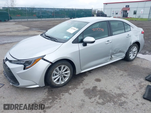 2025 Toyota Corolla LE z VIN 5YFB4MDE0SP241530, wystawiony jako IAAI lot #42175543 z przebiegiem 3222 mil mil oraz . Historia ofert i sprzedaży dostępna na DreamBid. Obrazek 17.