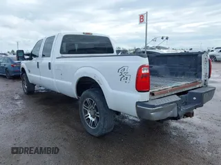 2013 Ford F-250 XL with VIN 1FT7W2BT8DEB45540, listed as a IAAI auction lot 41841007 with 424,066 mi miles and . Bid and sale history available at DreamBid. Image 3.