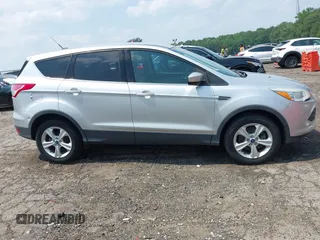 2013 Ford Escape SE z VIN 1FMCU9GX9DUB09981, wystawiony jako IAAI lot #42412927 z przebiegiem 150 499 mil mil oraz . Historia ofert i sprzedaży dostępna na DreamBid. Obrazek 13.
