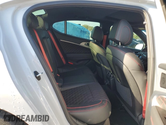 2023 Genesis G70 3.3T with VIN KMTG54TE3PU113251, listed as a Copart auction lot 52675895 with 20,969 mi miles and Salvage title. Bid and sale history available at DreamBid. Image 10.