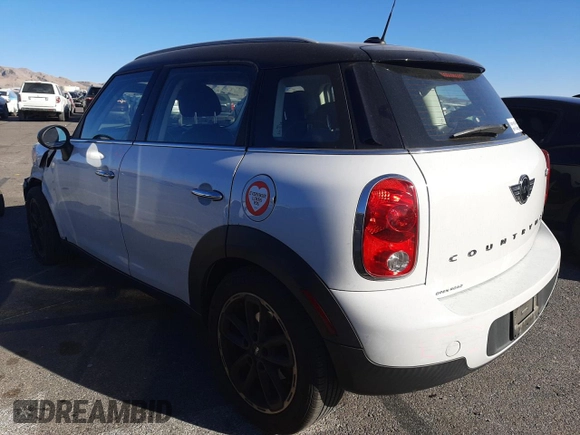 2015 MINI Countryman with VIN WMWZB3C53FWR45084, listed as a Copart auction lot 44647995 with 101,423 mi miles and Salvage Title. Bid and sale history available at DreamBid. Image 2.
