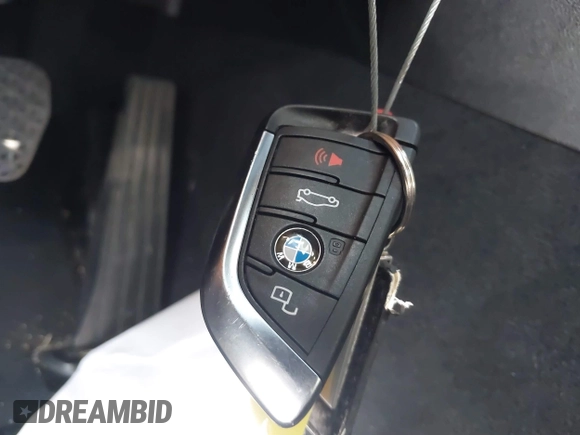 2021 BMW 3 Series 330i z VIN 3MW5R1J00M8C08985, wystawiony jako IAAI lot #41977683 z przebiegiem 34 640 mil mil oraz . Historia ofert i sprzedaży dostępna na DreamBid. Obrazek 11.