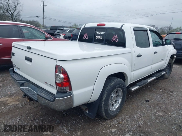 2011 Toyota Tacoma with VIN 3TMLU4EN8BM060346, listed as a IAAI auction lot 41876862 with 182,654 mi miles. Bid and sale history available at carsss.com. Image 4.