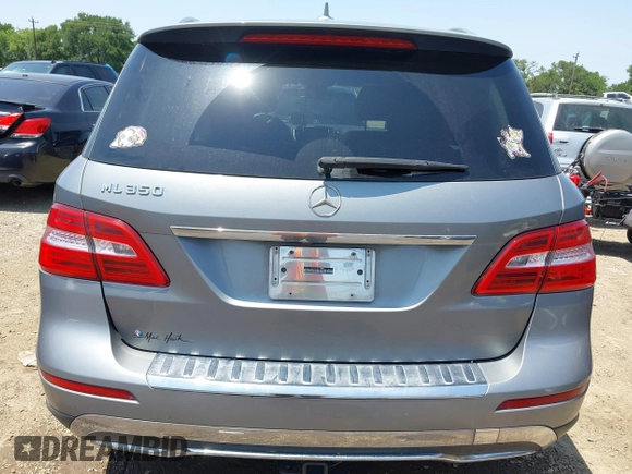 2013 Mercedes-Benz M 350 with VIN 4JGDA5JB7DA131370, listed as a IAAI auction lot 42210940 with 141,164 mi miles and . Bid and sale history available at DreamBid. Image 16.