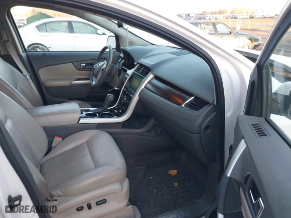 2014 Ford Edge Limited with VIN 2FMDK4KC1EBB29358, listed as a IAAI auction lot 41759172 with 139,703 mi miles. Bid and sale history available at carsss.com. Image 5.