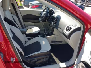 2020 Jeep Compass Latitude with VIN 3C4NJCBB8LT212512, listed as a IAAI auction lot 41796239 with 35,453 mi miles and . Bid and sale history available at DreamBid. Image 5.