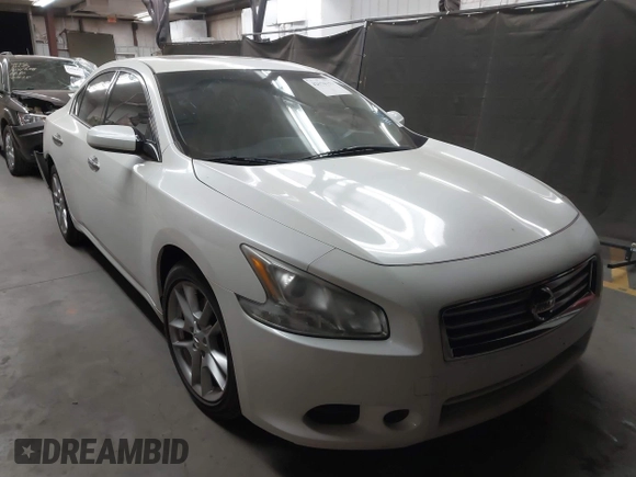 2013 Nissan Maxima SV with VIN 1N4AA5AP6DC822130, listed as a IAAI auction lot 42076155 with 132,593 mi miles and . Bid and sale history available at DreamBid. Image 1.