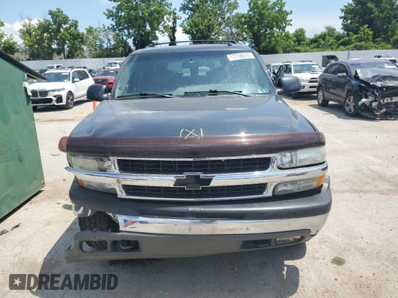 2003 Chevrolet Suburban LT with VIN 1GNFK16Z73J210407, listed as a Copart auction lot 62556615 with 231,529 mi miles and Salvage title. Bid and sale history available at DreamBid. Image 5.