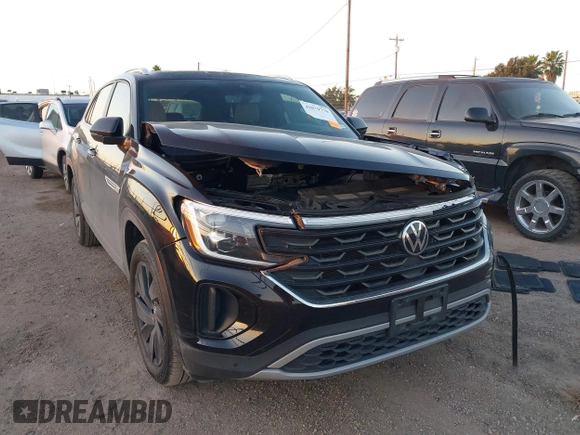2024 Volkswagen Atlas SE with VIN 1V2JE2CA1RC235989, listed as a IAAI auction lot 41079770 with 9,723 mi miles and . Bid and sale history available at DreamBid. Image 1.