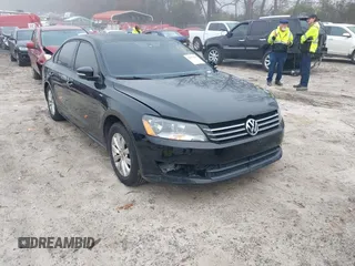 2013 Volkswagen Passat S w/Appearance with VIN 1VWAP7A38DC132670, listed as a IAAI auction lot 41071380 with 146,186 mi miles. Bid and sale history available at carsss.com. Image 1.