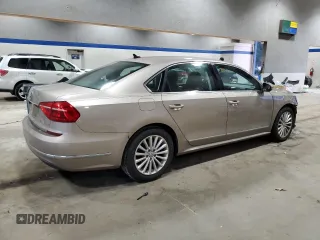 2016 Volkswagen Passat SE z VIN 1VWBT7A30GC022491, wystawiony jako Copart lot #85532264 z przebiegiem 157 602 mil mil oraz Szkoda całkowita • Salvage title. Historia ofert i sprzedaży dostępna na DreamBid. Obrazek 3.