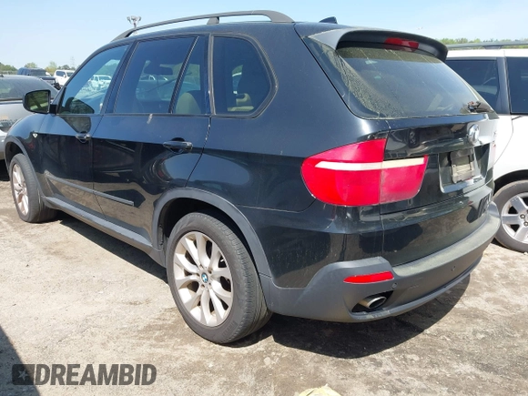 2007 BMW X5 3.0si z VIN 4USFE43597LY80810, wystawiony jako IAAI lot #41940471 z przebiegiem 217 754 mil mil oraz . Historia ofert i sprzedaży dostępna na DreamBid. Obrazek 3.