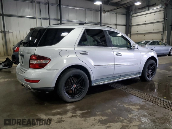 2011 Mercedes-Benz M with VIN 4JGBB2FB4BA683059, listed as a Copart auction lot 54586475 with 195,218 mi miles and Clean Title. Bid and sale history available at carsss.com. Image 3.