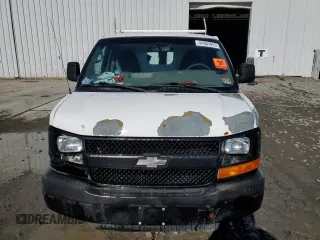 2012 Chevrolet Express Cargo with VIN 1GCSGAFX8C1107214, listed as a Copart auction lot 44963945 with 273,256 mi miles and Salvage title. Bid and sale history available at DreamBid. Image 5.