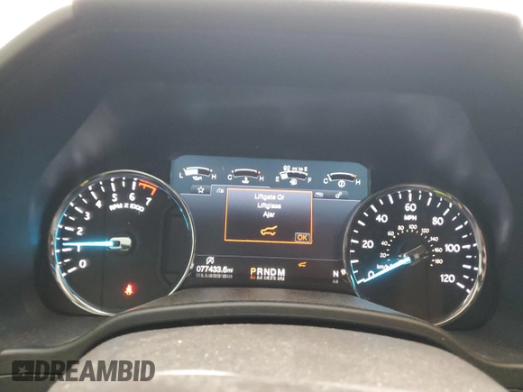 2018 Ford Expedition XLT with VIN 1FMJU1HTXJEA09642, listed as a Copart auction lot 41761875 with 77,433 mi miles and Salvage Title. Bid and sale history available at carsss.com. Image 9.