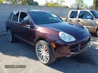 2006 Porsche Cayenne S with VIN WP1AB29P56LA62851, listed as a IAAI auction lot 41986415 with 197,783 mi miles. Bid and sale history available at carsss.com. Image 1.