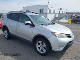 2014 Toyota RAV4 XLE with VIN 2T3RFREV4EW174333, listed as a IAAI auction lot 41890491 with 116,648 mi miles. Bid and sale history available at carsss.com. Image 1.