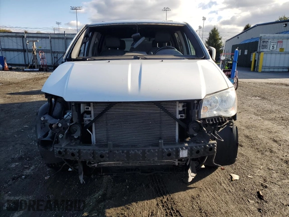 2019 Dodge Grand Caravan SXT with VIN 2C4RDGCG3KR725405, listed as a Copart auction lot 51742765 with 92,900 mi miles and Salvage Title. Bid and sale history available at carsss.com. Image 5.