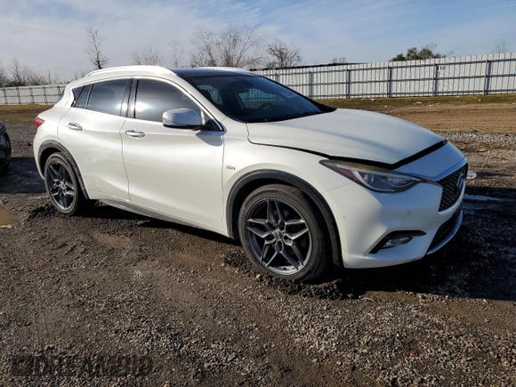 2017 Infiniti QX30 Premium with VIN SJKCH5CP8HA023394, listed as a Copart auction lot 43226665 with 96,392 mi miles and Salvage Title. Bid and sale history available at DreamBid. Image 4.