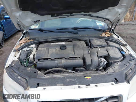 2012 Volvo XC70 3.2L with VIN YV4952BZ0C1133692, listed as a IAAI auction lot 42013093 with 153,678 mi miles and . Bid and sale history available at DreamBid. Image 10.