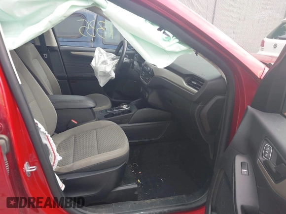 2022 Ford Escape SE with VIN 1FMCU9G6XNUA04939, listed as a IAAI auction lot 42531335 with 45,129 mi miles and . Bid and sale history available at DreamBid. Image 5.